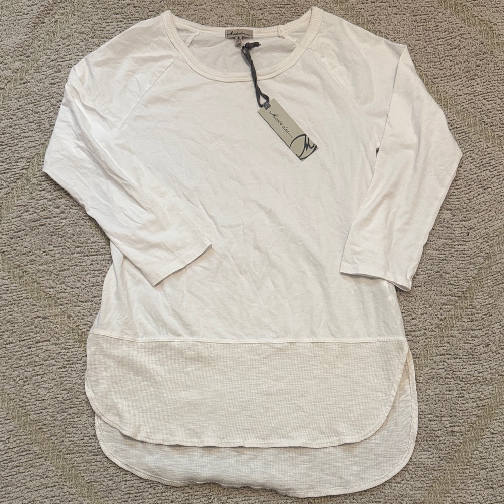 NWT Mododoc White Raglan Sleeve Tunic Top – Size Small